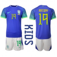 Brasilien Antony #19 Bortadräkt Barn VM 2022 Kortärmad (+ Korta byxor)